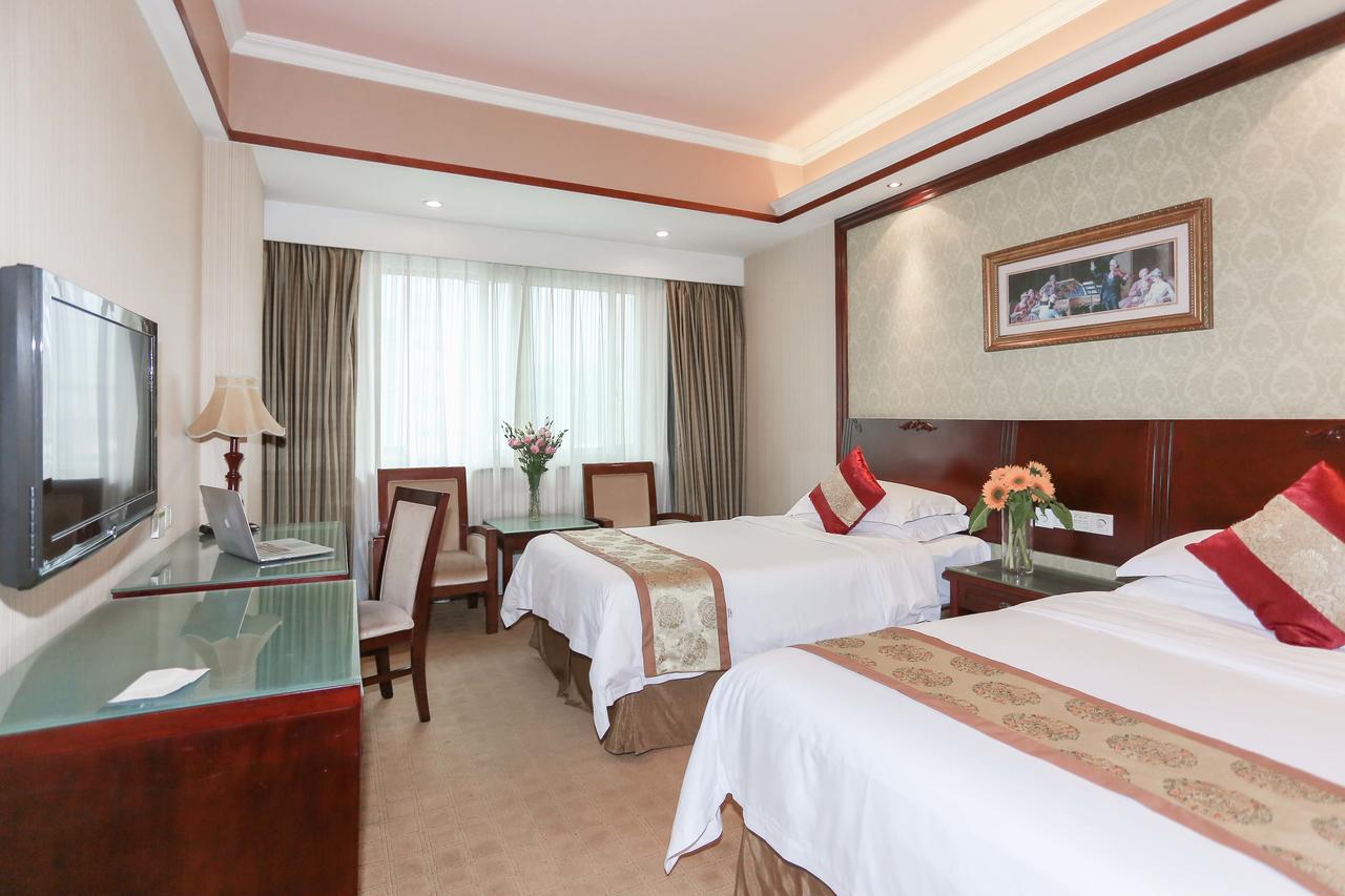 Vienna International Hotel Shanghai Pudong Huinan Экстерьер фото